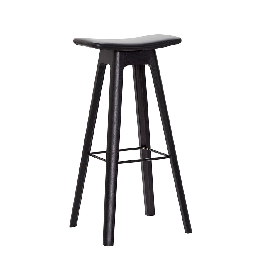 Andersen Furniture HC1 barstol - sæde i sort læder - understel i sort - H80 cm - DesignGaragen.dk.