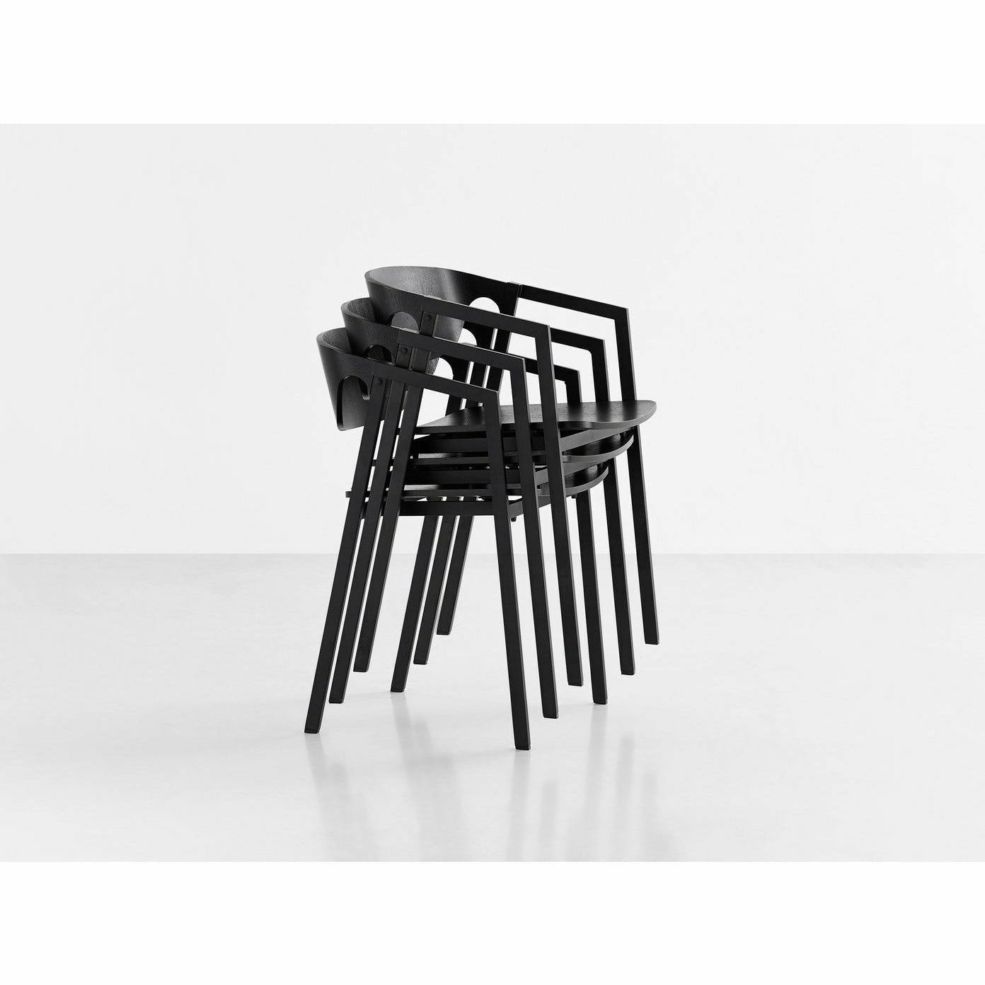 WOUD - S.A.C. dining chair - Black - WOUD - DesignGaragen.dk