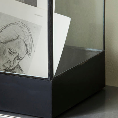 House Doctor - Displaybox, HDPlant, Svart antik