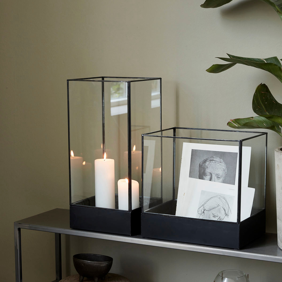 House Doctor - Displaybox, HDPlant, Svart antik