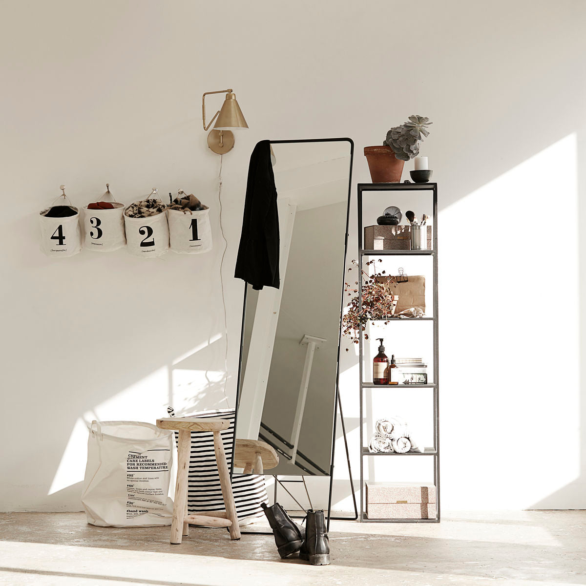 House Doctor - Golvspegel, Chic, Svart - b: 45 cm, h: 175 cm