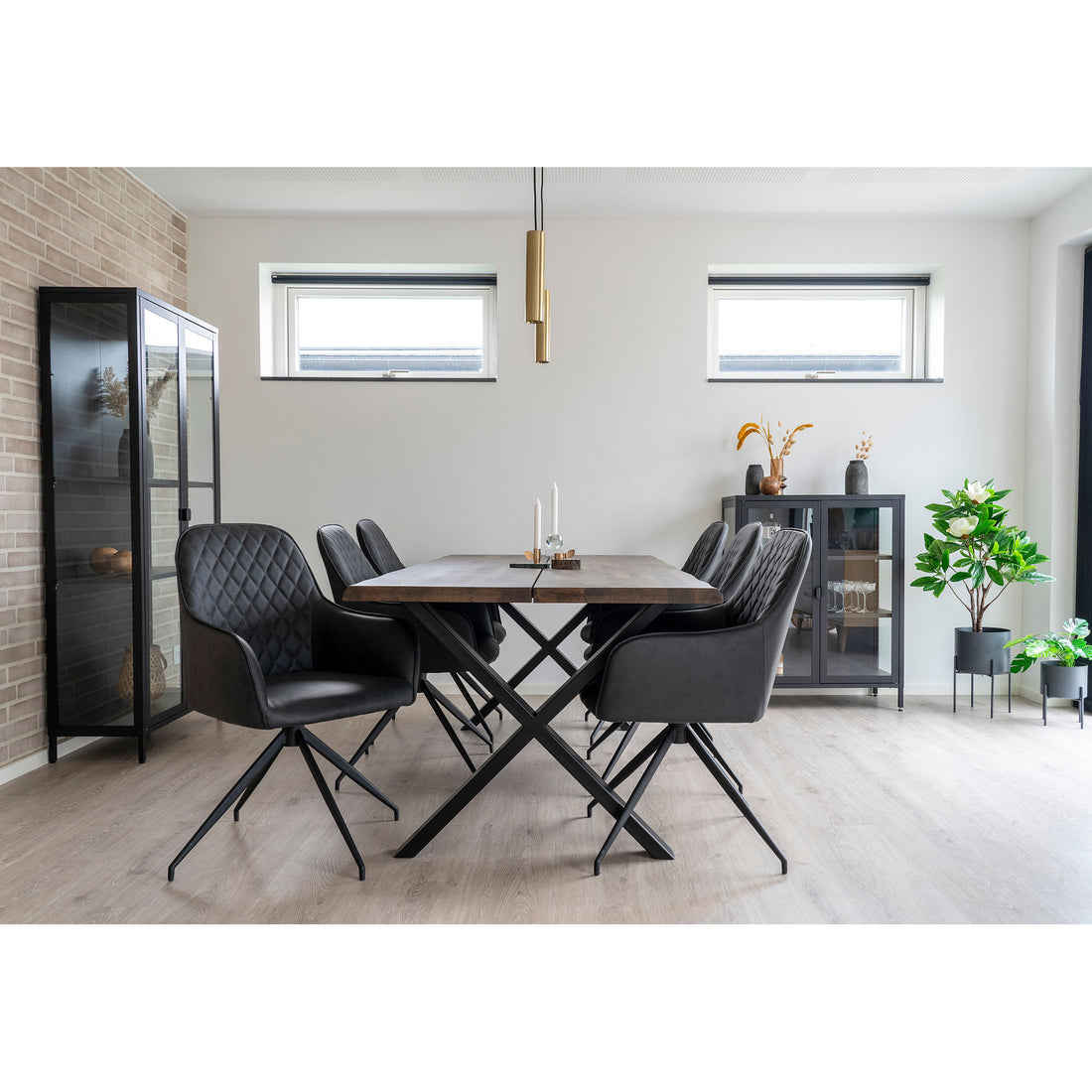 House Nordic - Harbo matbordsstol med svivningsfot