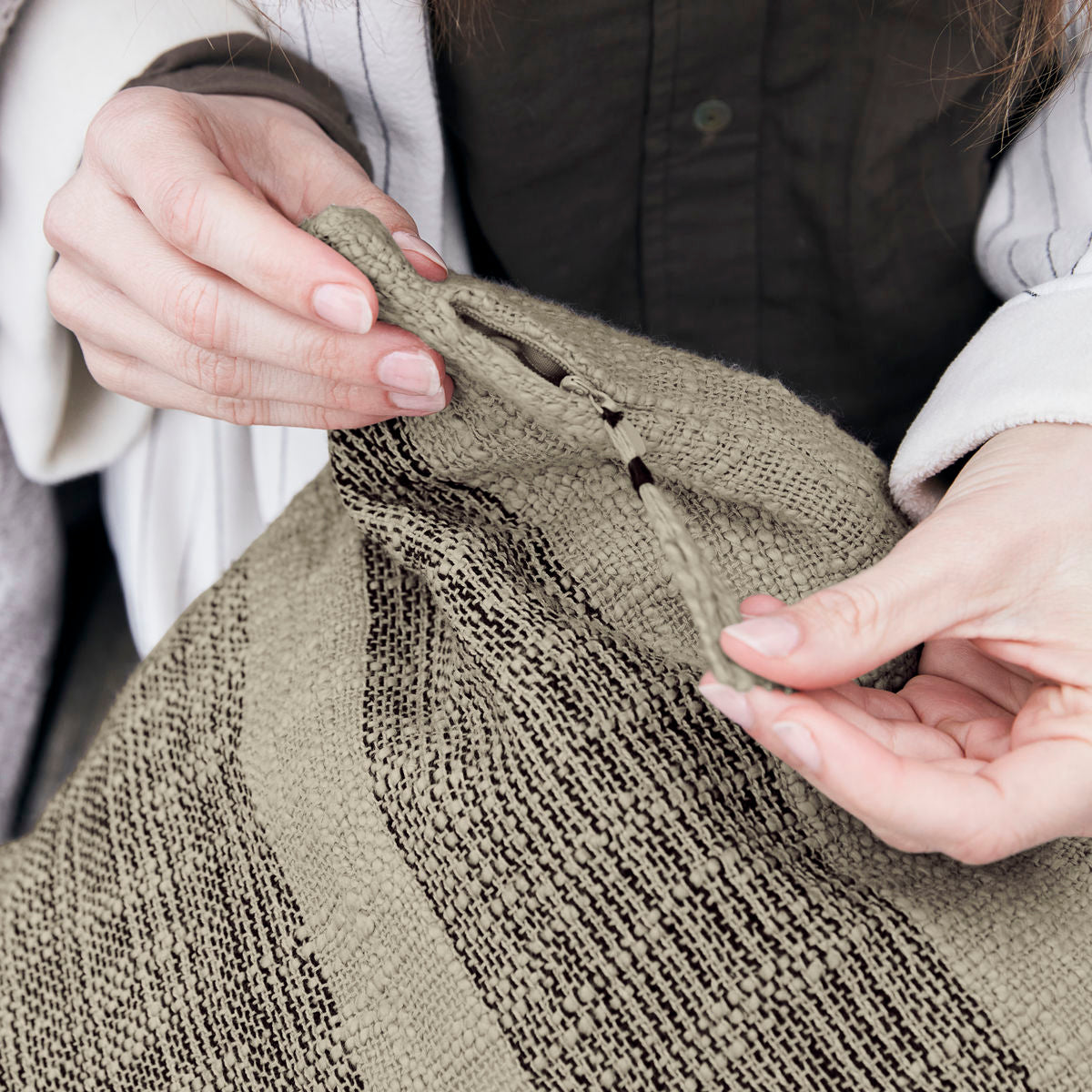 By Nord Dekorativt kuddfodral, Ashild, Haze w. kol-l: 60 cm, b: 60 cm