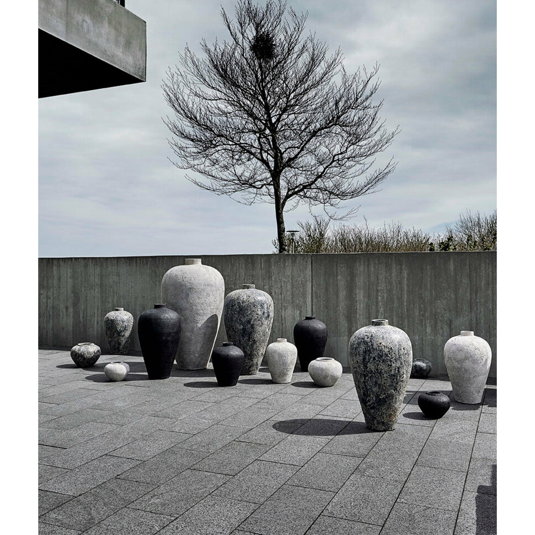 Muubs Krukke Luna Black 60 - Sort - Terracotta - H: 60 Ø: 35 cm - DesignGaragen.dk.