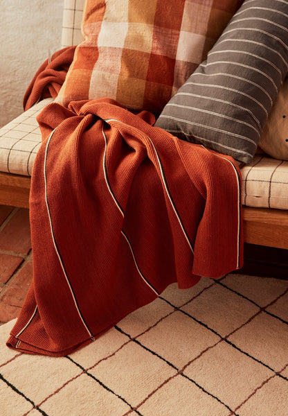 Oyoy Living Carpet Rivi Living - muskotnötter