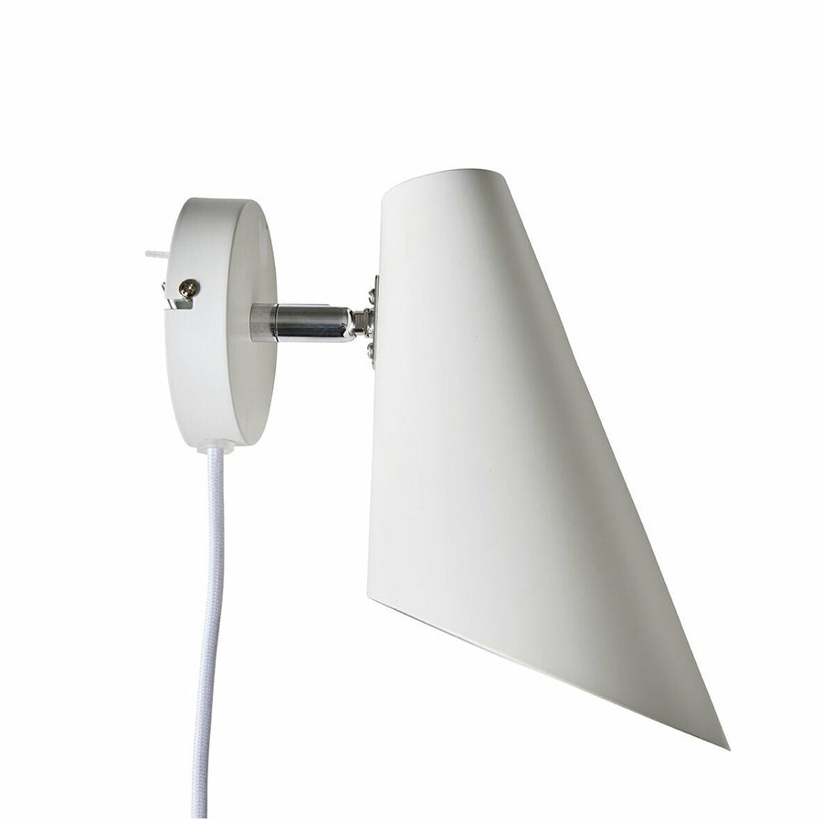 Dyberg Larsen Cale væglampe hvid - Ø15,5xH24,5cm - DesignGaragen.dk.