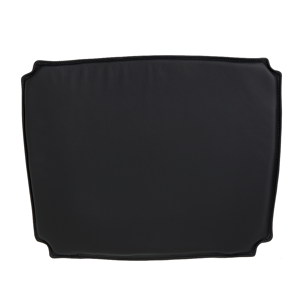 Luxury Leather Cushion till Hans J. Wegner CH37 i svart läder