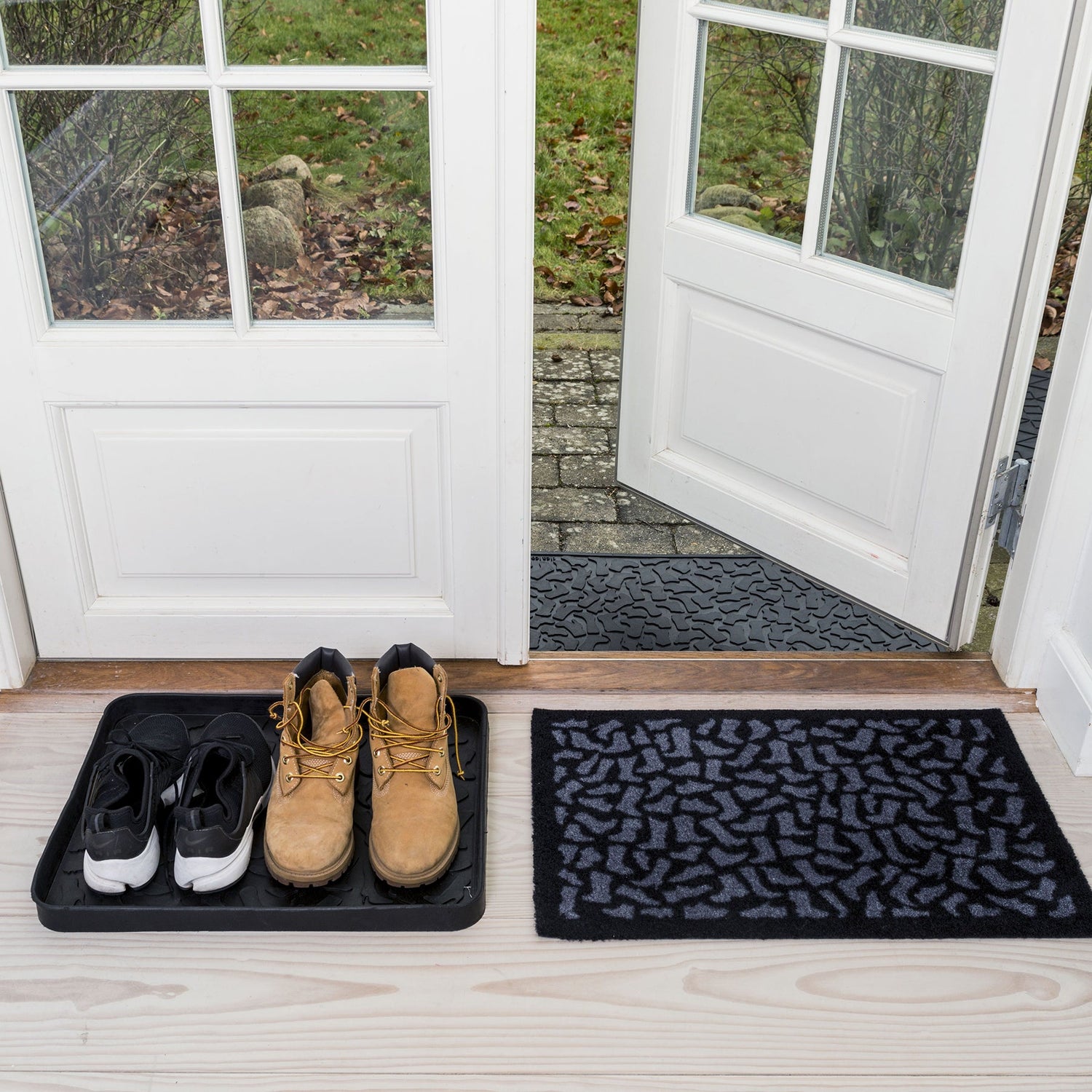 GULVMÅTTE 40 X 60 cm - FOOTWEAR/BLACK GREY - Tica Copenhagen - DesignGaragen.dk