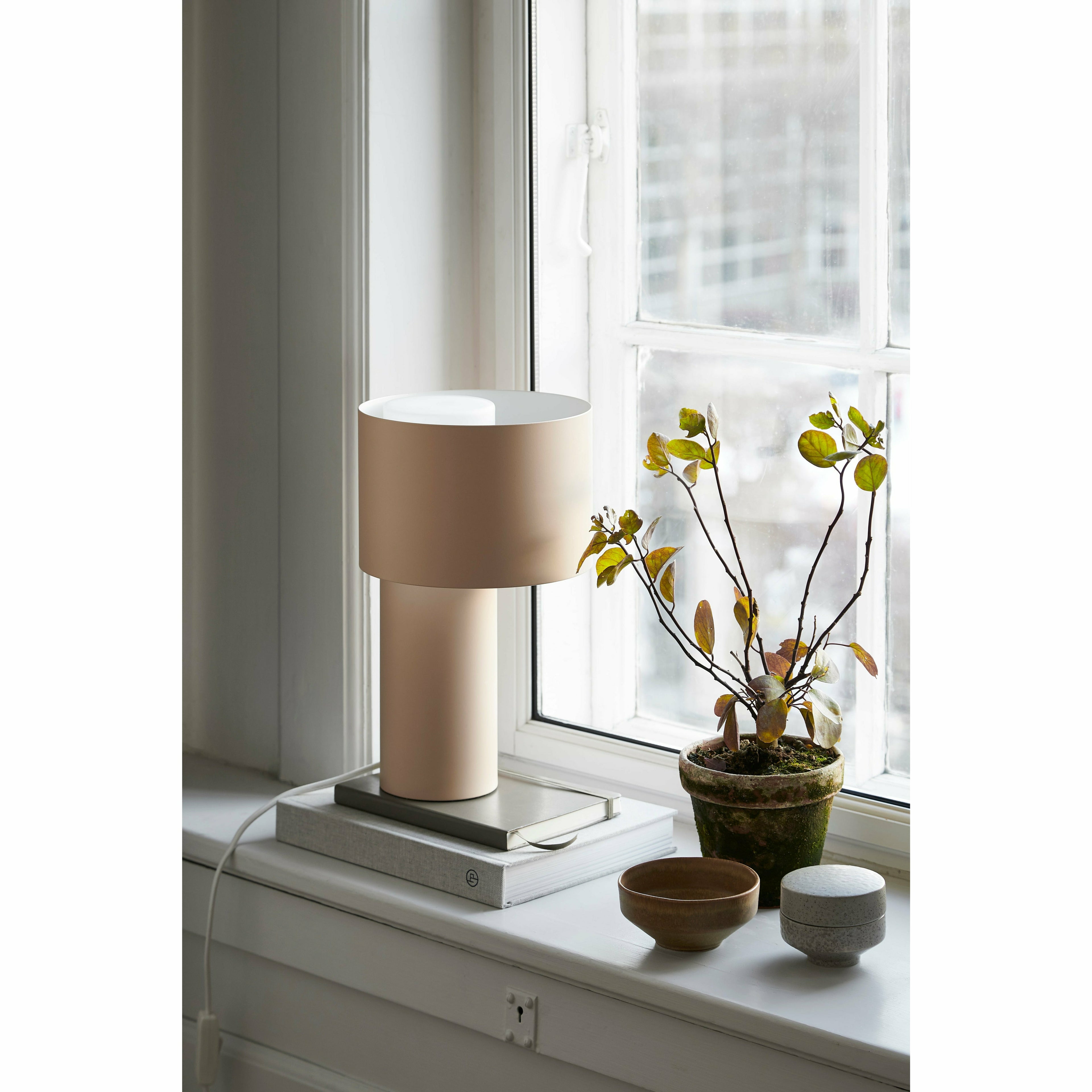WOUD - Tangent table lamp - Desert sand - WOUD - DesignGaragen.dk