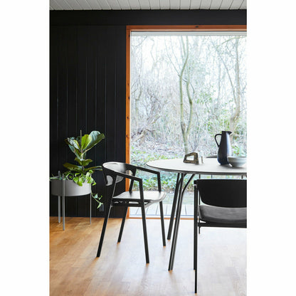 WOUD - Tree dining table (120 cm) - Charcoal black/black - WOUD - DesignGaragen.dk
