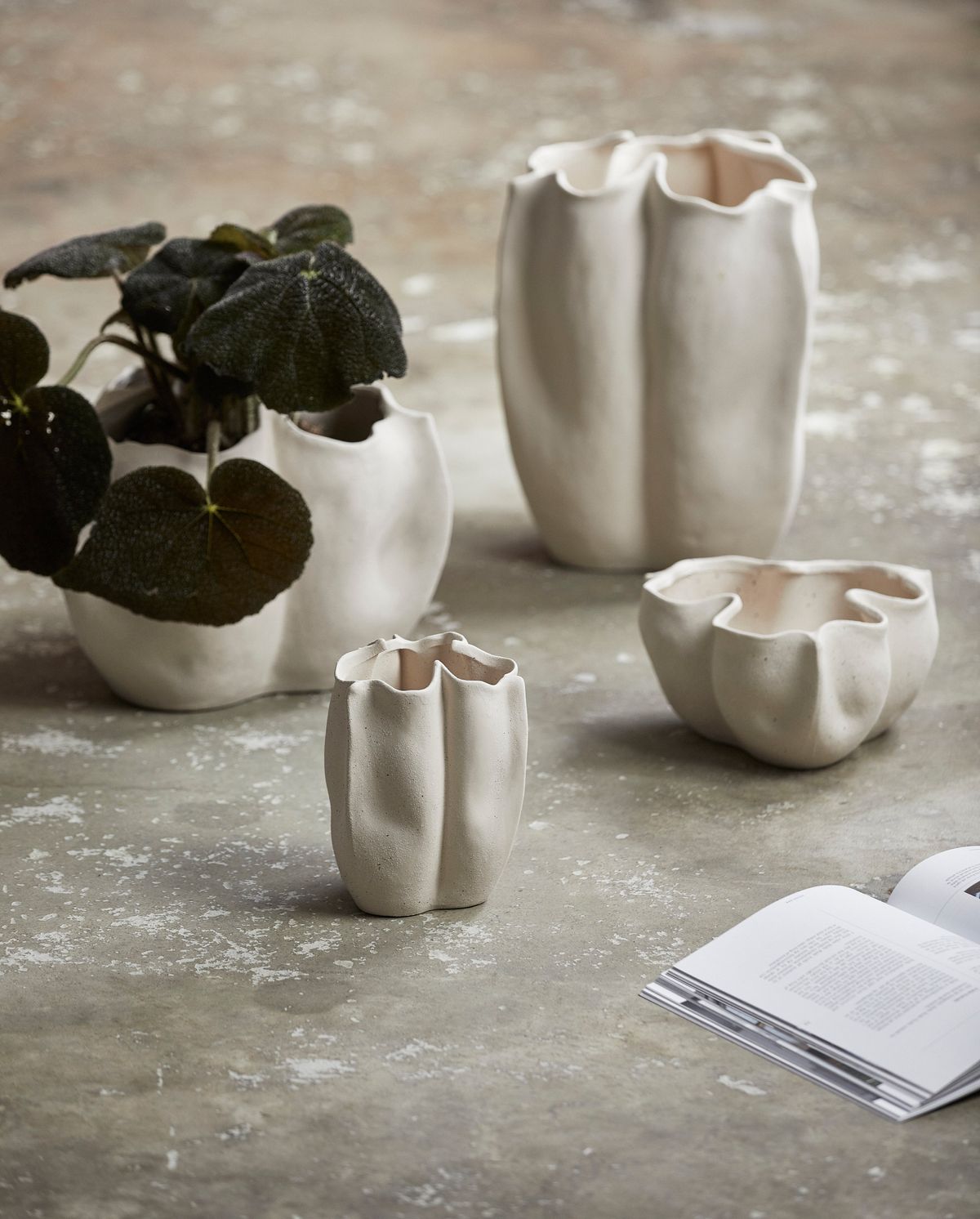 Isabela Vase H36,5 cm - grädde