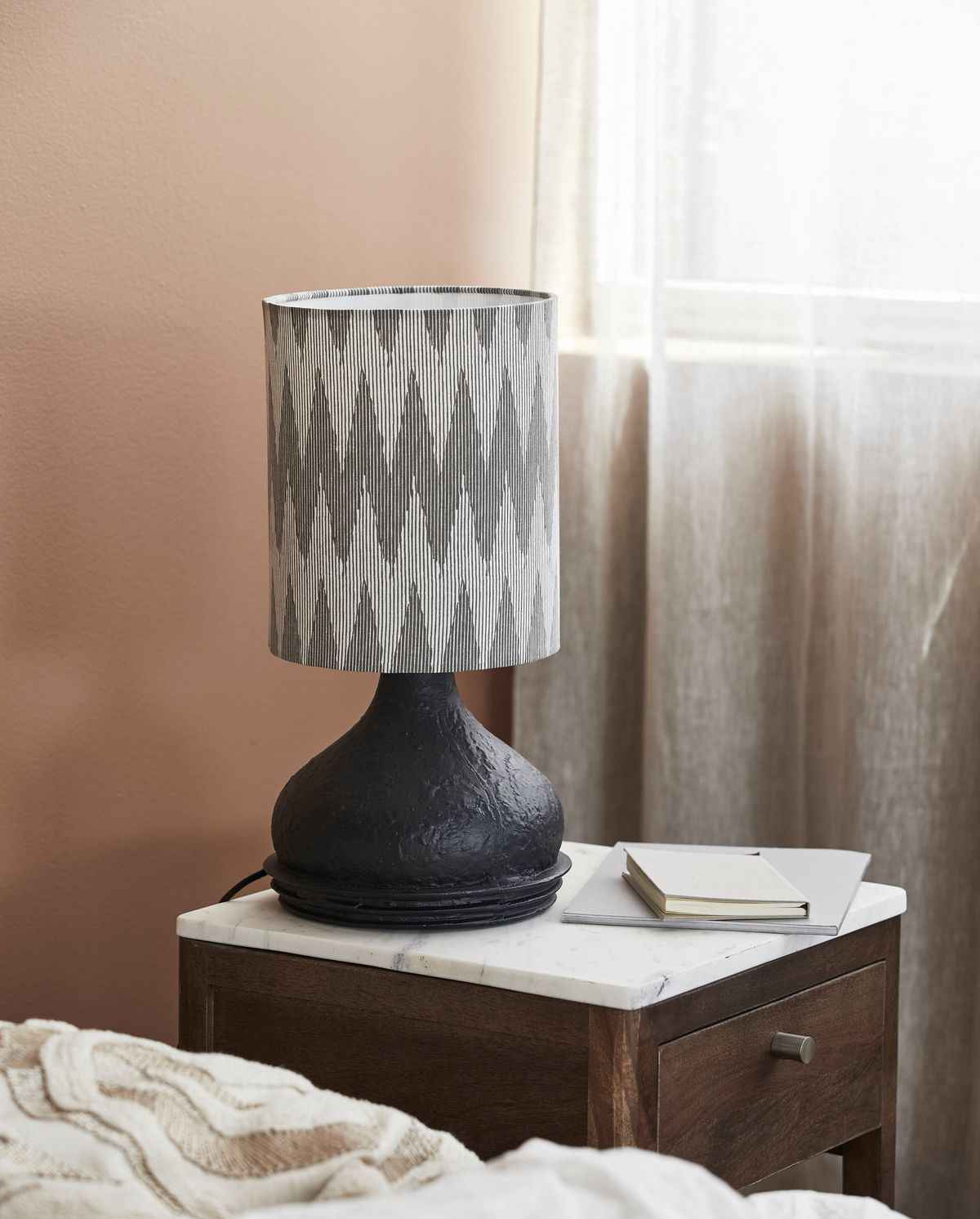 Arito bordslampa - svart
