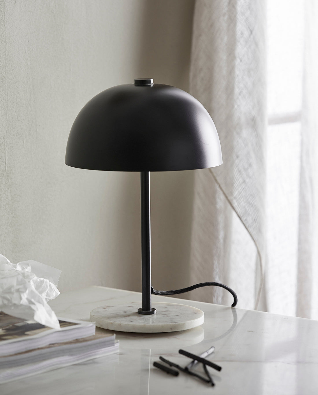 Kita bordslampa - H32 cm - svart