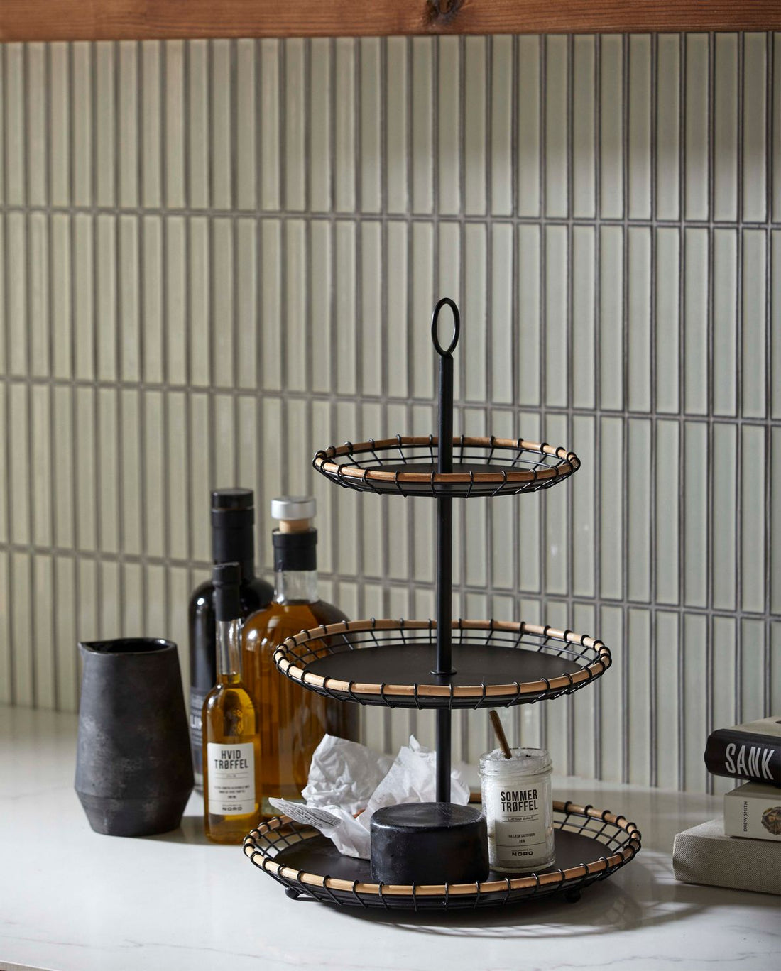 Hana golv i metall - svart