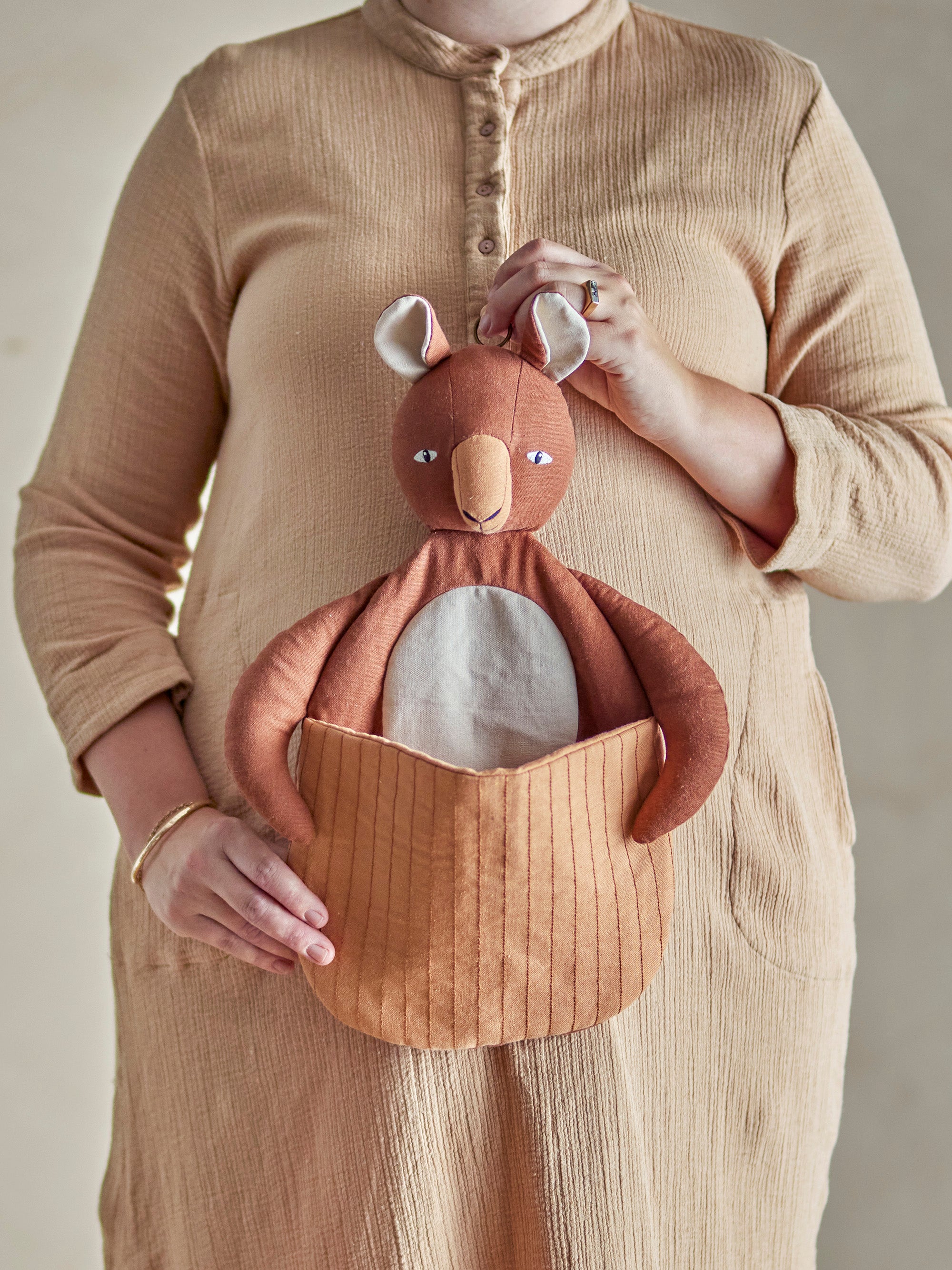 BLOOMINGVILLE MINI - Toto Kurv til væg, Brun, Hør - BLOOMINGVILLE MINI - DesignGaragen.dk
